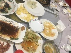 -宾朋海鲜特色美食餐厅·纯手工鲅鱼水饺(兴海路店)