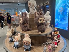 -泡泡玛特POPMART(武汉新天地南馆店)