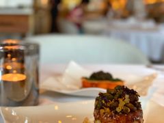 法式鹅肝酱配酸樱桃及糖衣开心果-Jean Georges