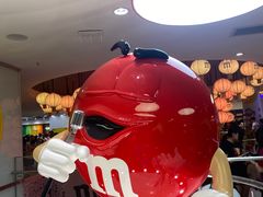 -m豆巧克力世界(上海世茂广场店)