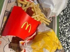 -麦当劳(百联西郊购物中心店)