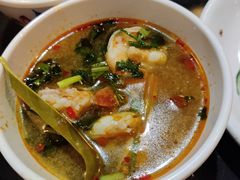 越式酸辣虾汤-大头虾越式风味餐厅(光明广场店)