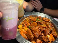 -胖哥俩肉蟹煲(济南世茂国际广场店)