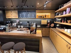 -星巴克臻选(国贸商城首店)