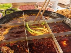 -苟味道老火锅(黄桷坪店)