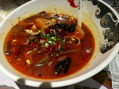 -渝是乎酸菜鱼(龙旗购物中心店)