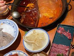 -周小明火锅(黑金冠社区店)