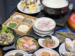 -牛牛和牛海鲜粥底火锅(长虹国际城店)