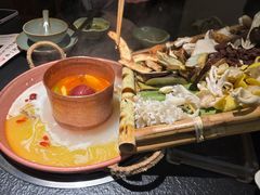 -菌自由丨野生菌火锅特色庭院餐厅(丽江古城店)