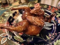 招牌乳鸽（八仙乳鸽）-誉八仙粤菜(万象天地店)