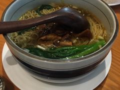 牛腩面-粤域茶餐厅