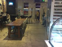 -巴黎贝甜(大宁国际商业广场店)