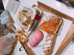 -巴黎贝甜(大宁国际商业广场店)