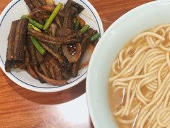 爆鳝面-奎元馆.百年奎元.非遗传承(西湖边的解放路店)