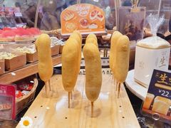 美式热狗棒面包-巴黎贝甜·生日蛋糕(环球中心店)