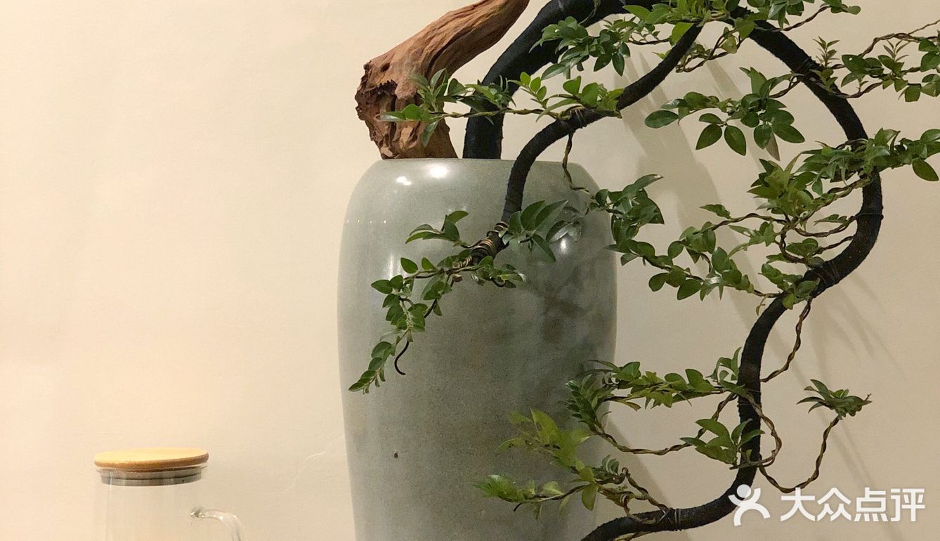 新店|发现一家低调的日系治愈感咖啡馆