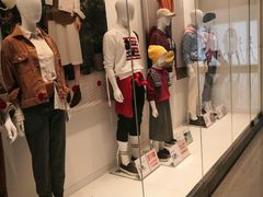 -优衣库(天津鲁能城购物中心店)