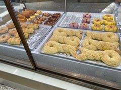 -奈雪的茶(宝龙一城店)