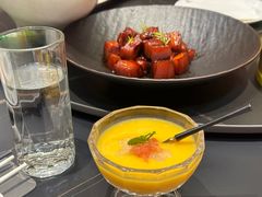 -鼎泰亨·海鲜牛肉餐厅(滨江店)