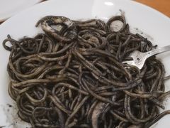 墨鱼汁海鲜意粉-萨莉亚意式餐厅(东山口店)
