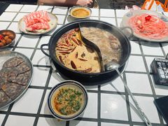 -贰回巷火锅馆(钟楼店)