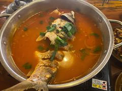 苗家酸汤鱼-苗湘食府(十年店)
