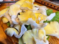 -民食香·腊排骨野生菌美食(木府店)
