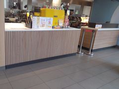 -麦当劳(乳山路店)
