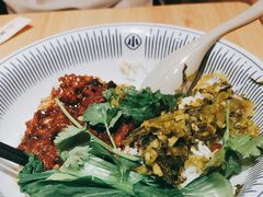 -遇见小面(东方宝泰店)