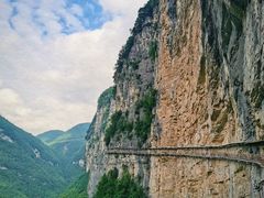 -鹿院坪生态旅游景区