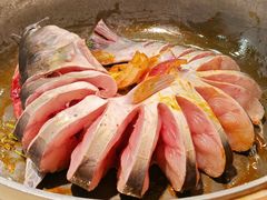 -刘姐啤酒鱼民族演艺餐厅(西街总店)