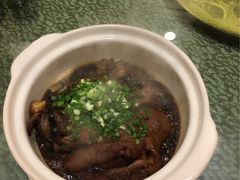 -老码头黑皮肘子锅包肉(赣水路店)