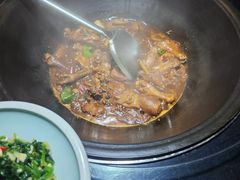 -挂旗柴锅鸡(蚌山区嘉年华店)