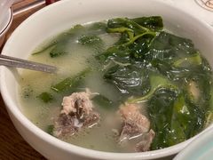 -聚鑫朋酸菜肥肠(文艺路口店)