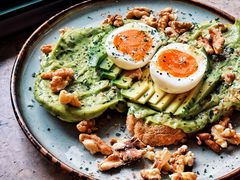 牛油果煮蛋吐司-RAC BAR(安福路店)