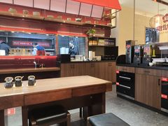 -顺溜·手工刀削面·黑金店(铜锣湾店)
