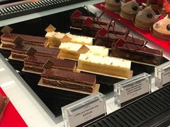 -Salon de The de Joel Robuchon(外滩18号店)