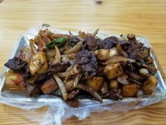 -老周炒拨拉(甘州总店)