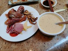 -松山湖凯悦酒店·Café自助餐厅·周末火舞秀表演