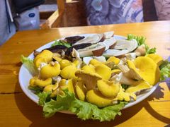 -民食香·腊排骨野生菌美食(木府店)