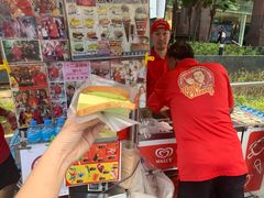-詹爷爷乌节路街头冰淇淋