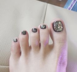 -柒朵科技美肤中心