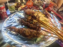 -何师烧烤Pro ·江湖川菜·小龙虾·精酿(太古里旗舰店)