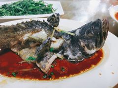 石斑鱼清蒸-四川小胡子海鲜(丁村万人海鲜广场店)