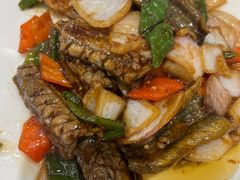 -老季市·三代非遗传承·地标美食老汁鸡(工农路店)