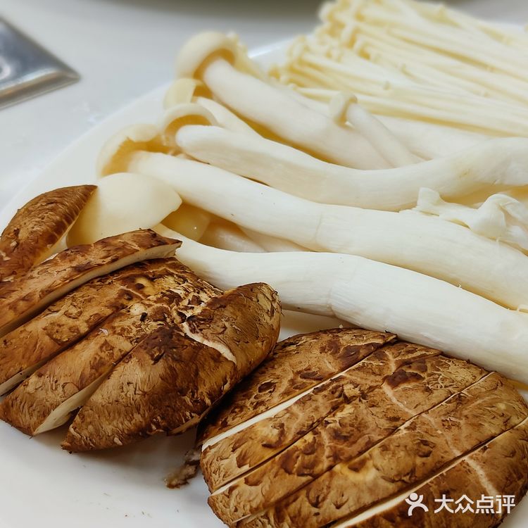 拱北 | 珠海吃蚝新店，下了轻轨就能吃到‼️