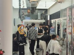 -乾健·烫染·接发SALON