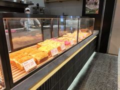 面包甜点陈列柜-木子木水日式烫面包(杭州首店)