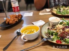 -HELLO 27 意面·沙拉·帕尼尼