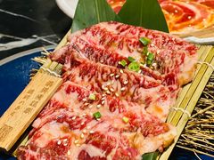 -山川小町·极番烧肉(新地假日广场店)